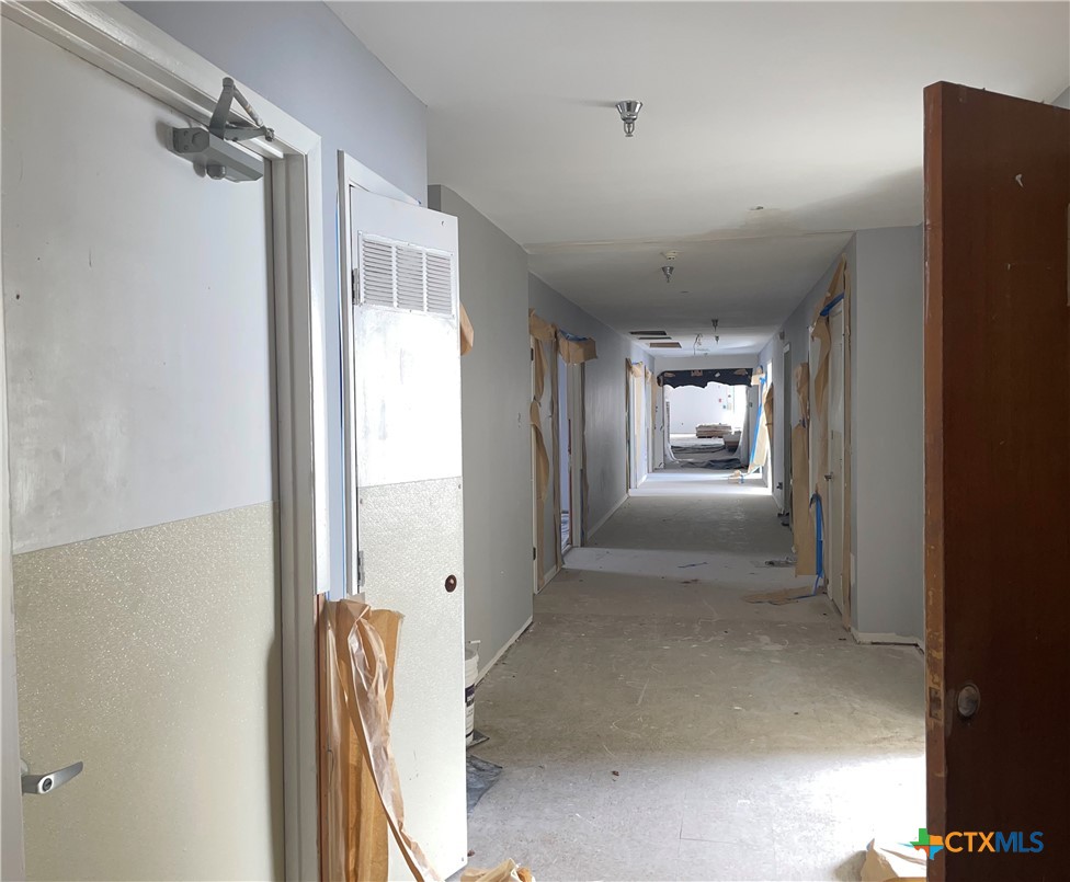 1405 W Storey Property Photo 21