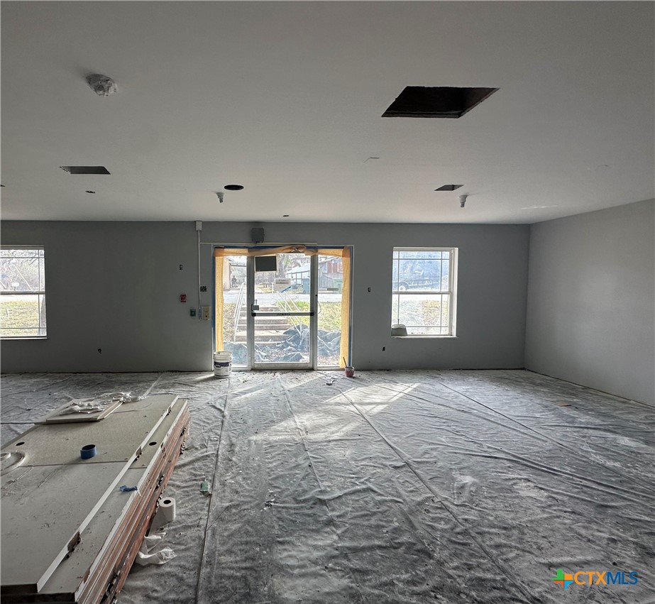 1405 W Storey Property Photo 27