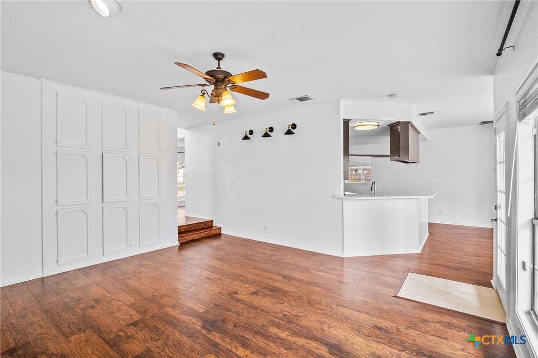 207 Champions Row Property Photo 11