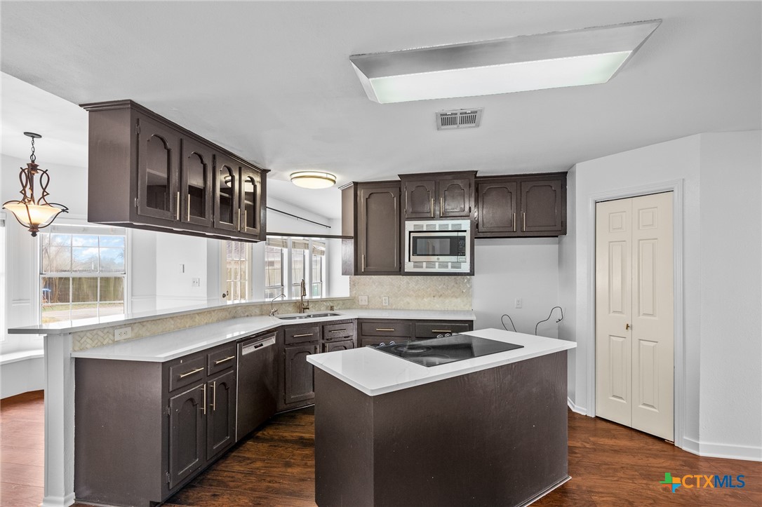 207 Champions Row Property Photo 14