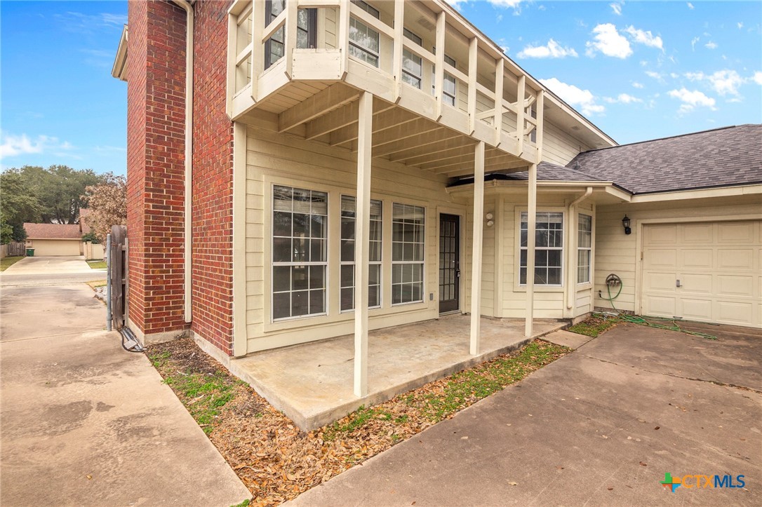207 Champions Row Property Photo 30