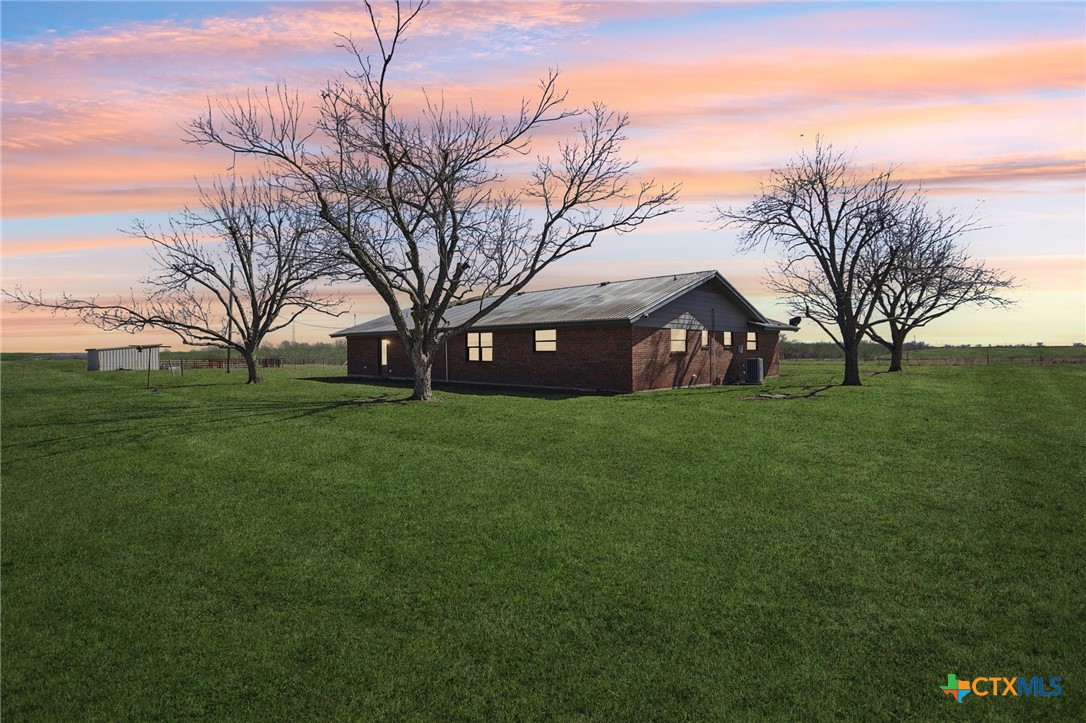 600 Private Road 926 Property Photo