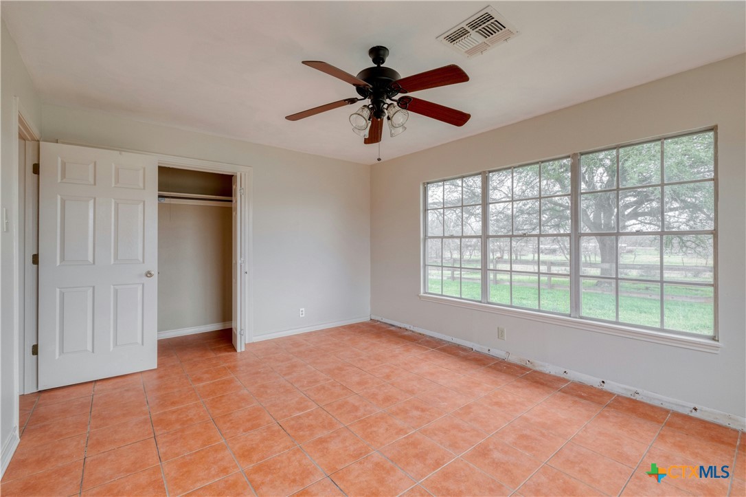 103 Robin Lane Property Photo 21