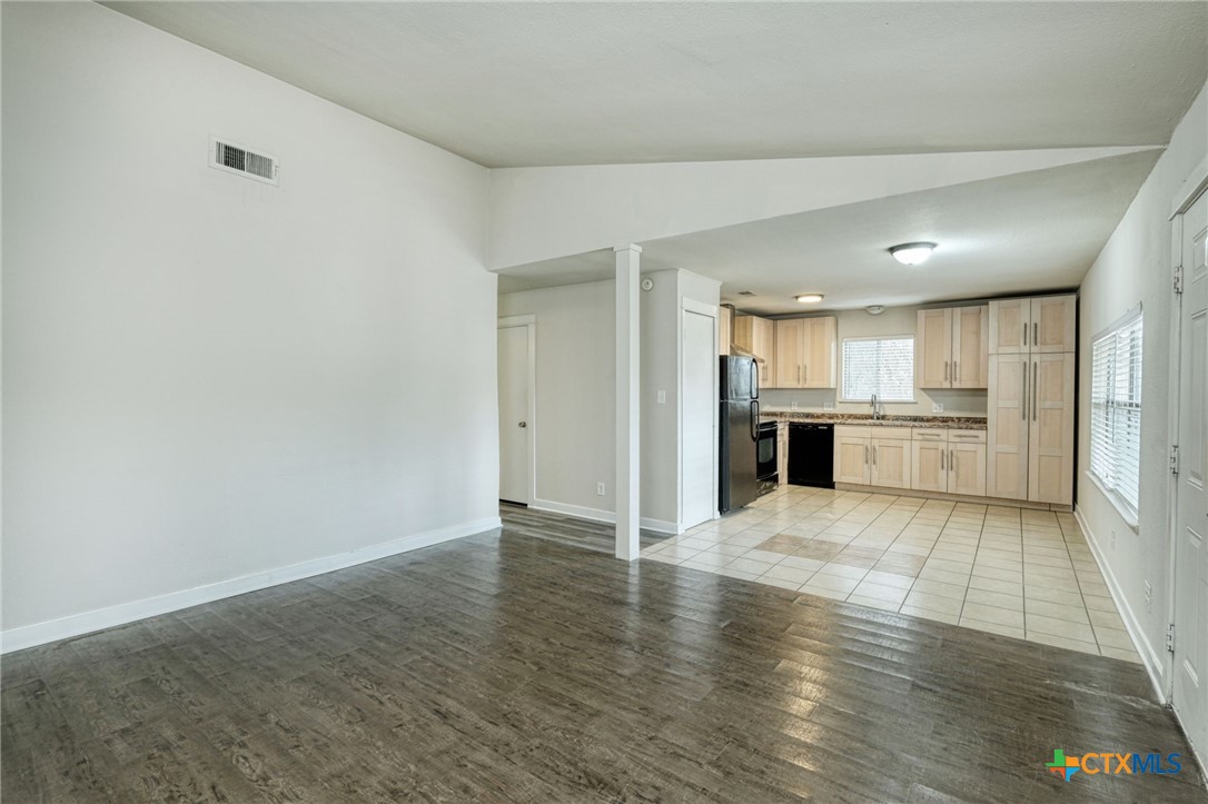 6407 Auburn Drive Property Photo 4