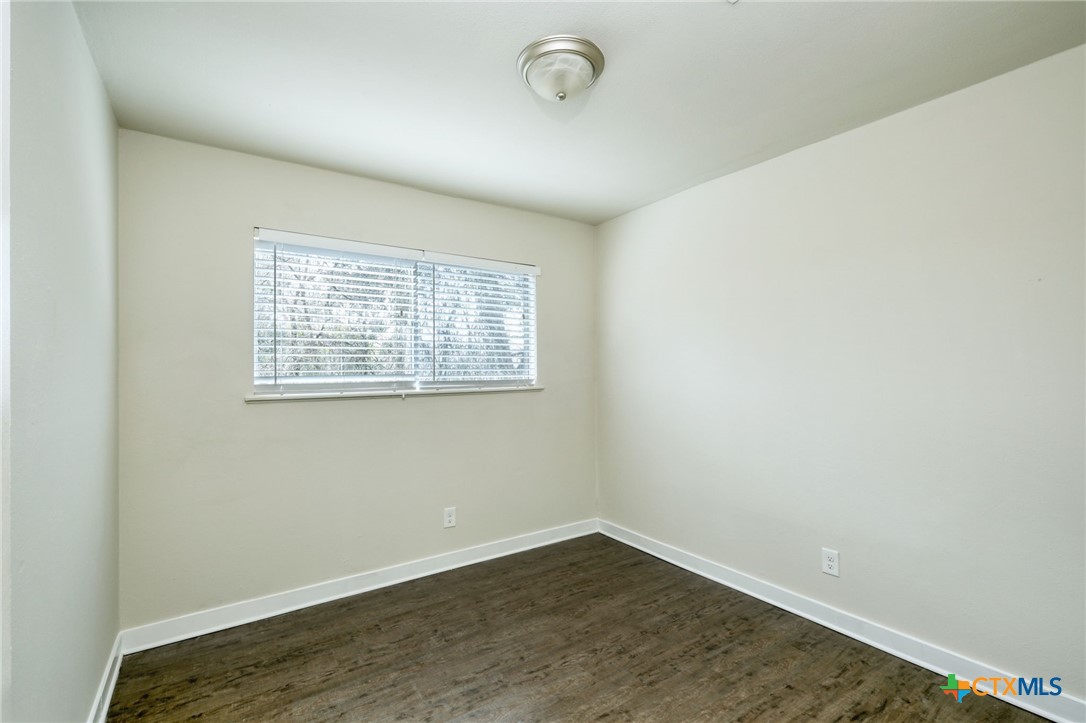 6407 Auburn Drive Property Photo 8