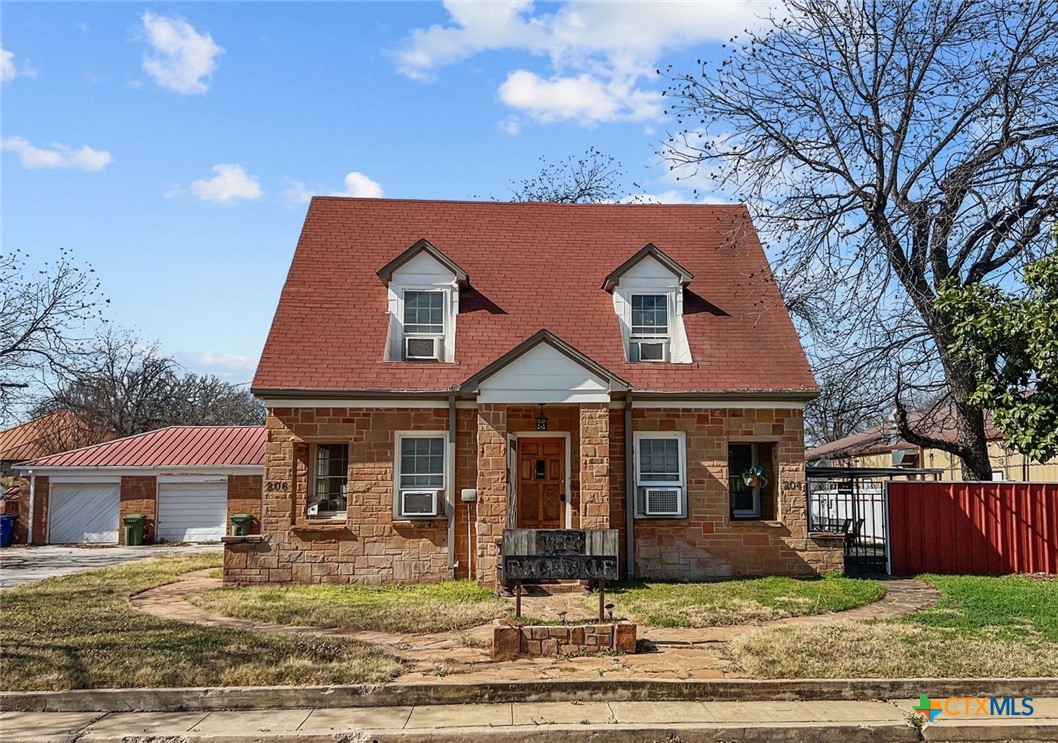 202-206 S Clear Street Property Photo