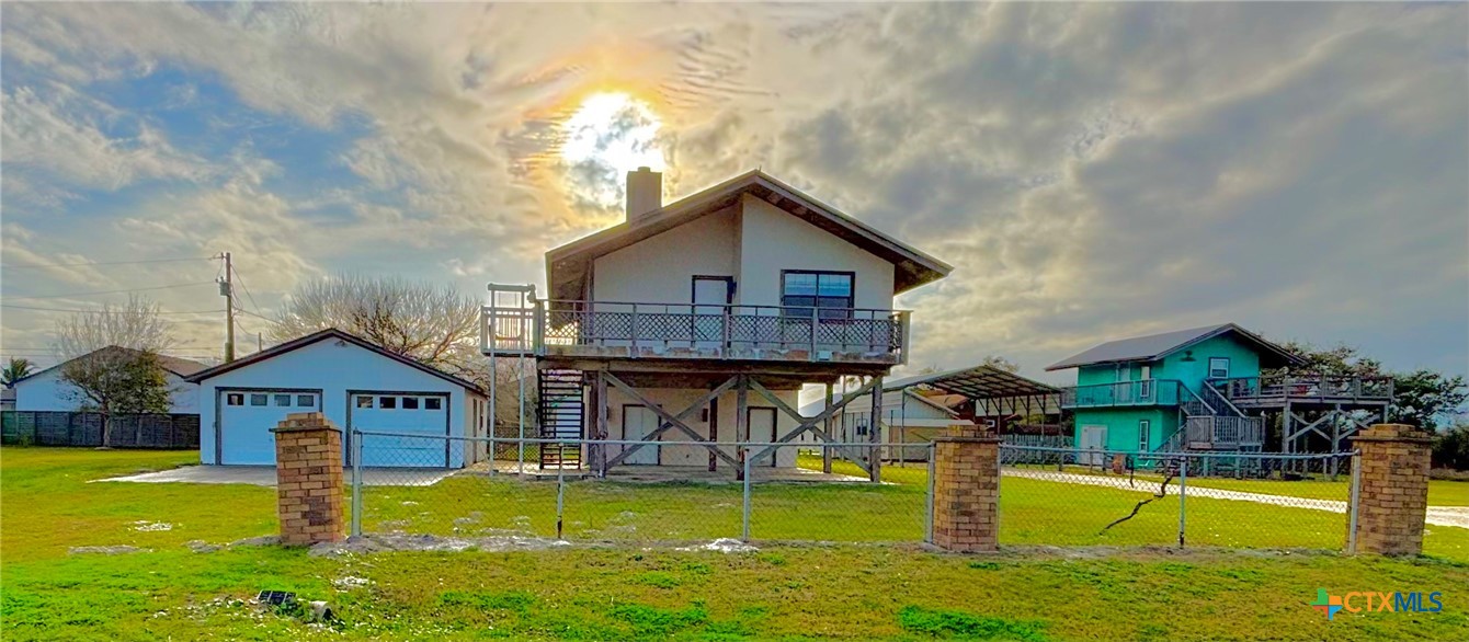 179 Easy Street Property Photo