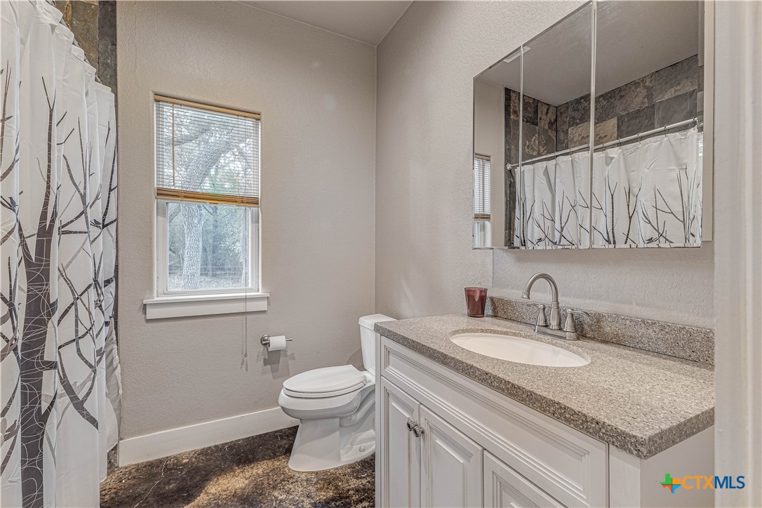6220 Wegner Road Property Photo 12