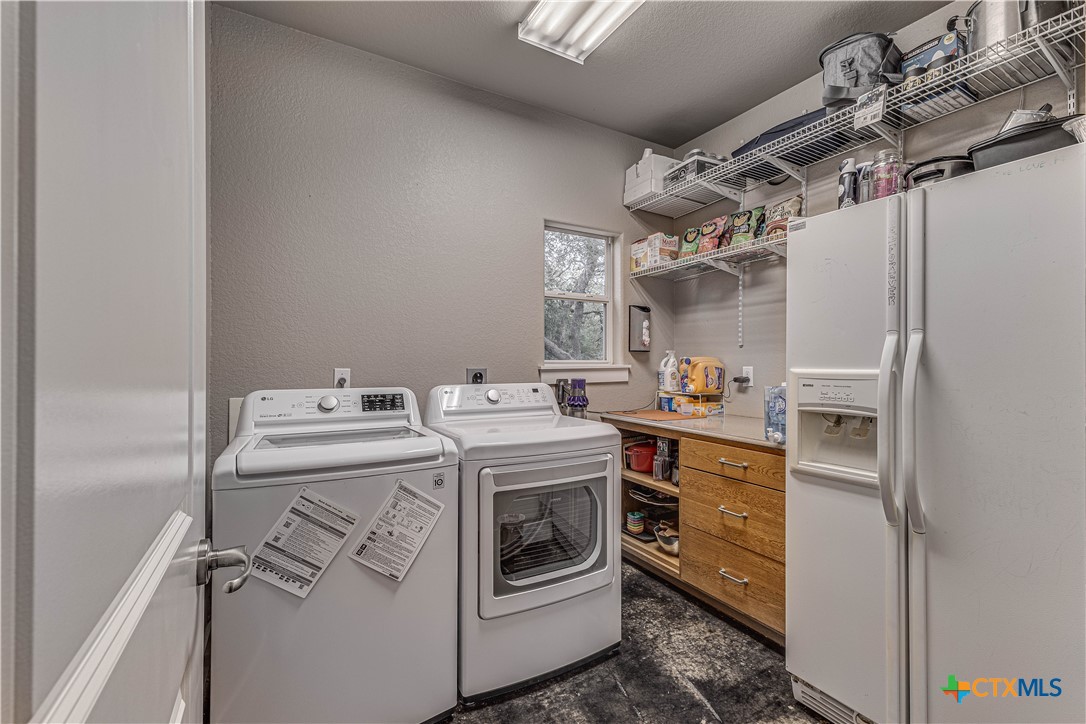 6220 Wegner Road Property Photo 23