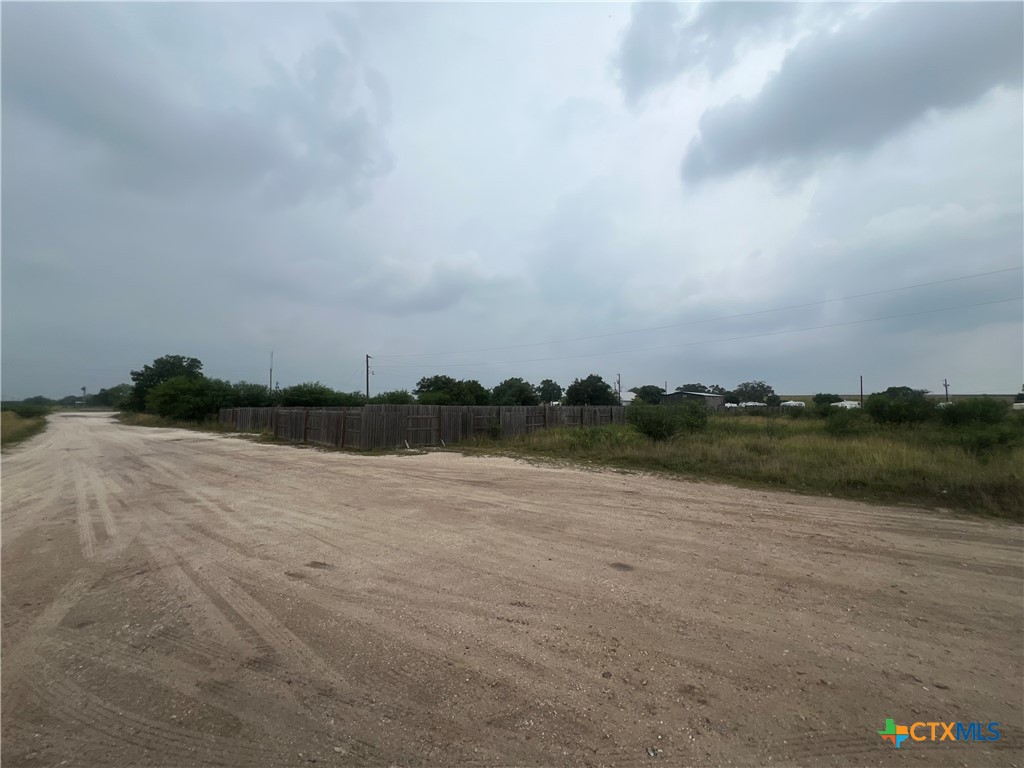 10071 N Us 59 Highway Property Photo 3