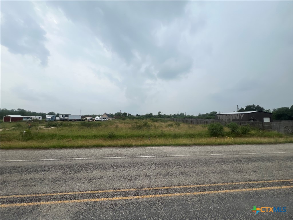 10071 N Us 59 Highway Property Photo 3