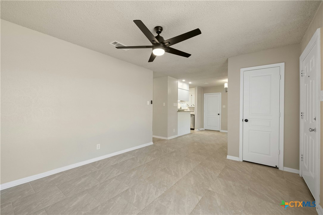 2301 Malakoff Street Property Photo 7