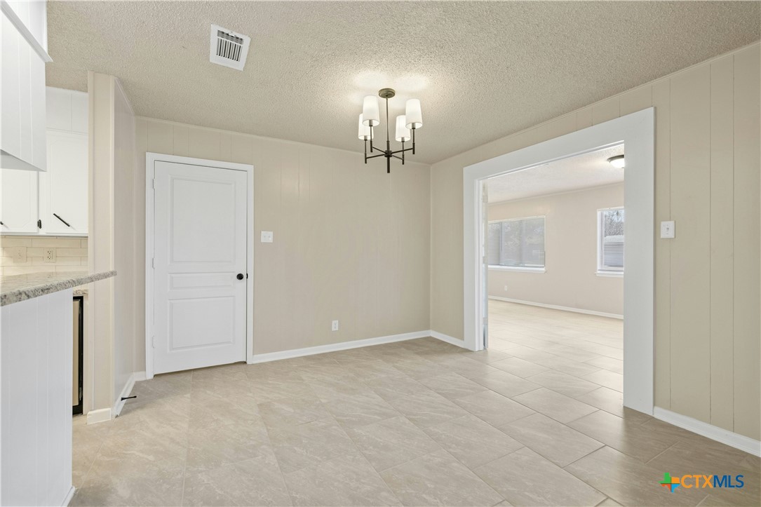 2301 Malakoff Street Property Photo 8