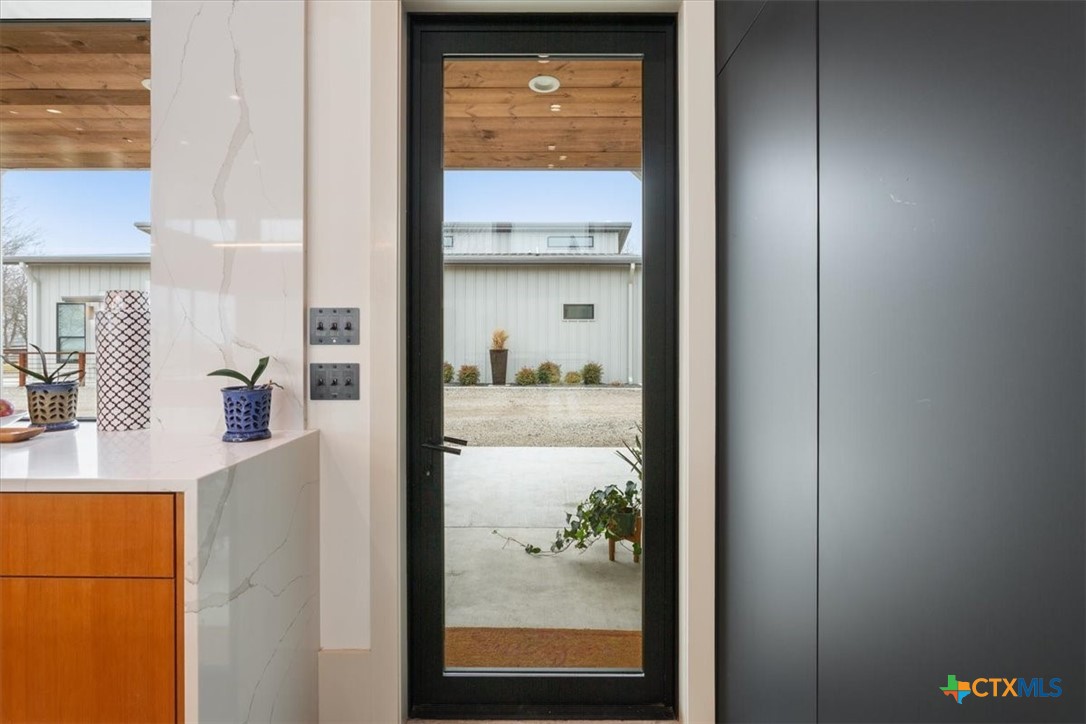 11579 Willow Grove Road Property Photo 7