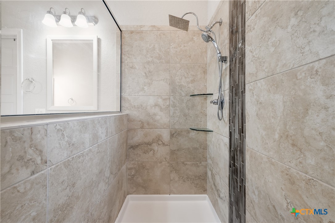 12154 Casparis Property Photo 14