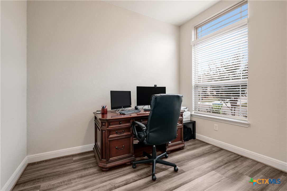 12154 Casparis Property Photo 25