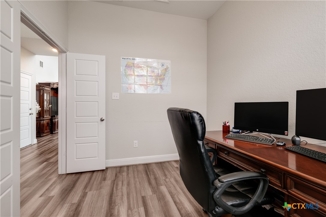 12154 Casparis Property Photo 26