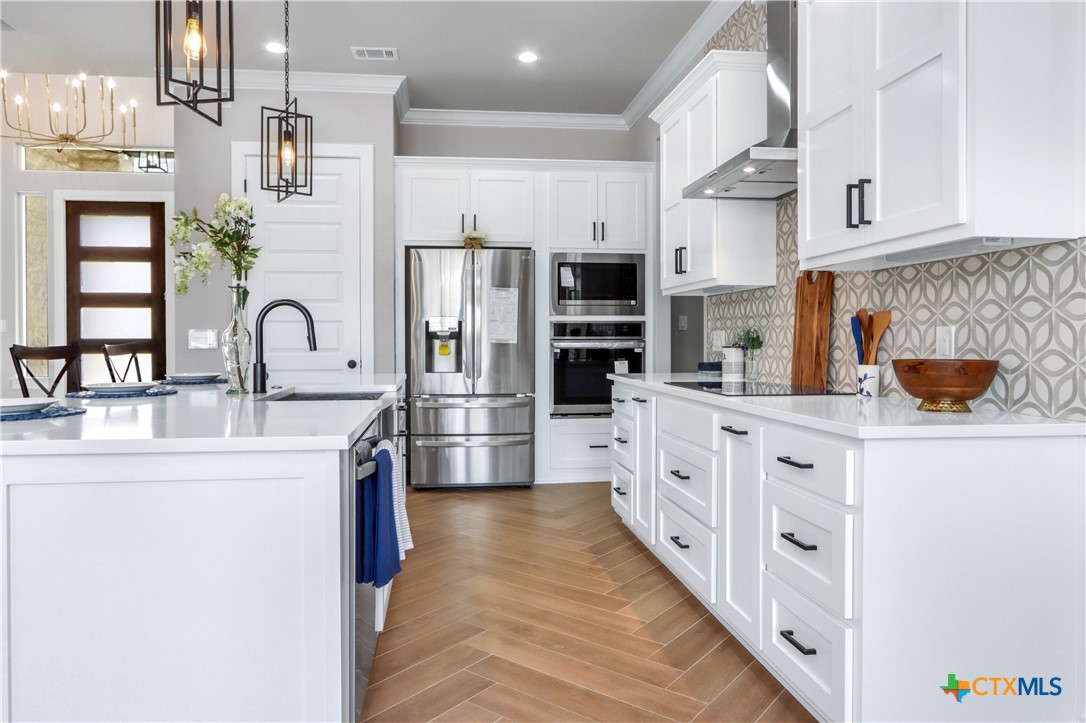 805 John Price Property Photo 15