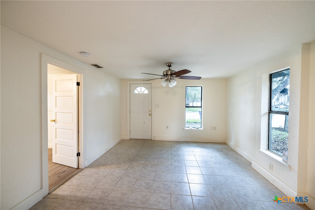623 Hopkins Street Property Photo 3