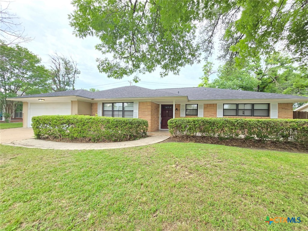 113 Apache Drive Property Photo 1