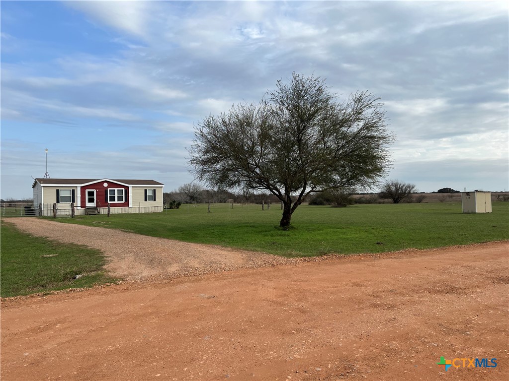121 Slippery Elm Road Property Photo 1