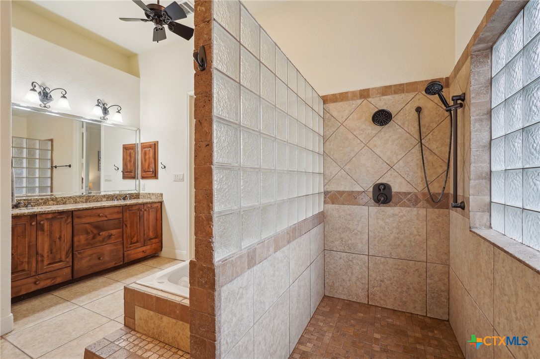2622 Fairwood Drive Property Photo 28