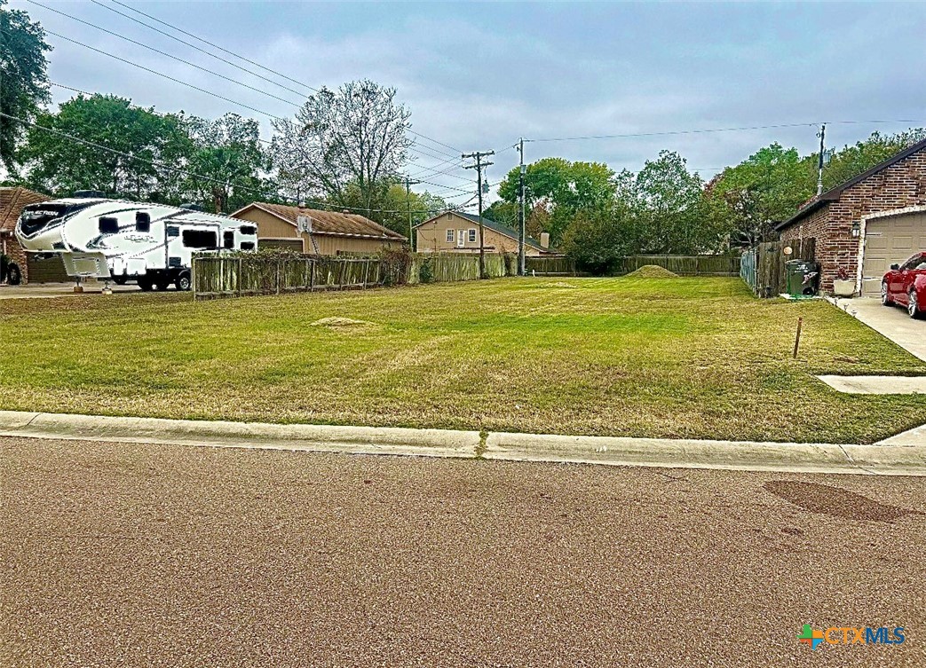 1005 Broadmoor Street Property Photo 1