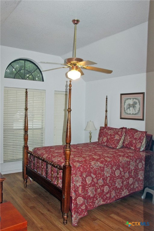 903 San Jacinto Street Property Photo 25