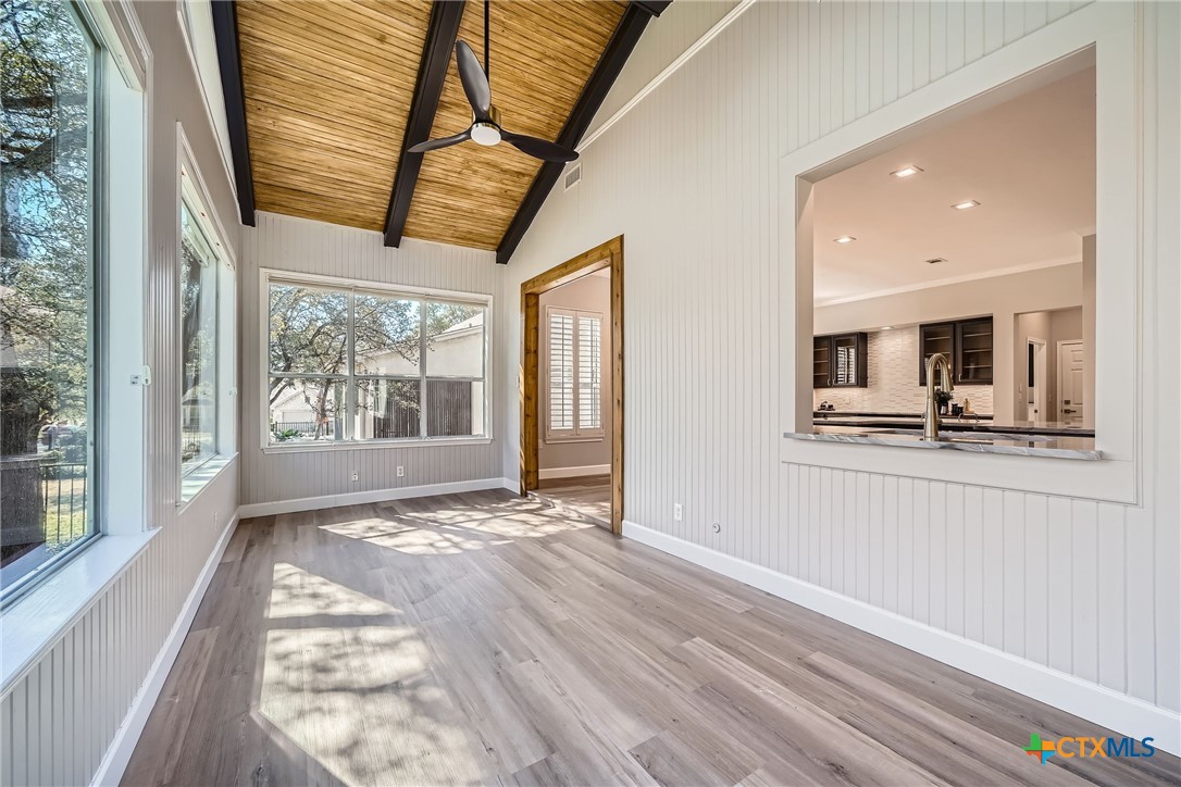102 Blue Sky Court Property Photo 22