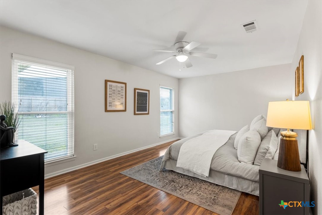 9413 Sherbrooke Street Property Photo 24