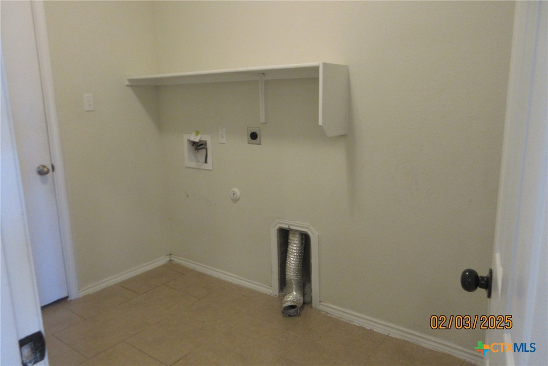 3403 Shawlands Road Property Photo 8