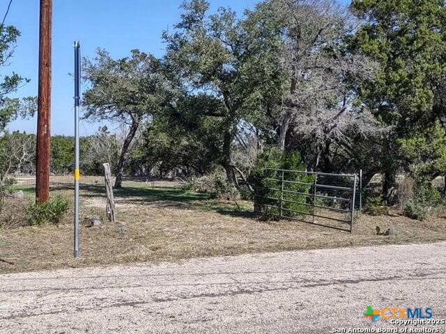3071 Summit Drive Property Photo 6