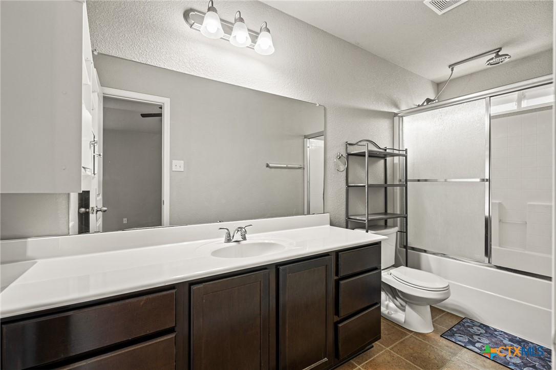5432 Stonehaven Drive Property Photo 14