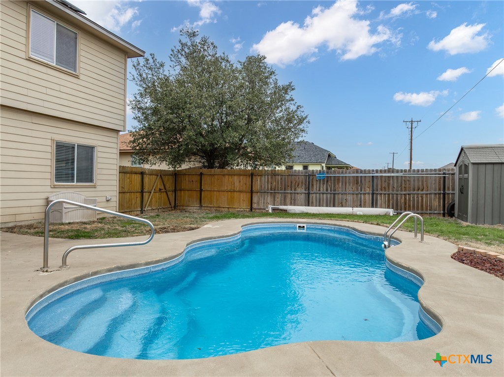 1904 Griffin Drive Property Photo 1