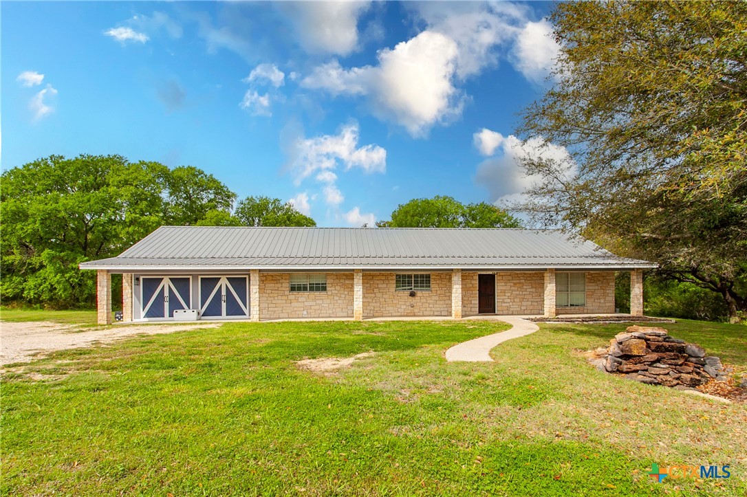 14380 Spotted Horse Lane Property Photo 3
