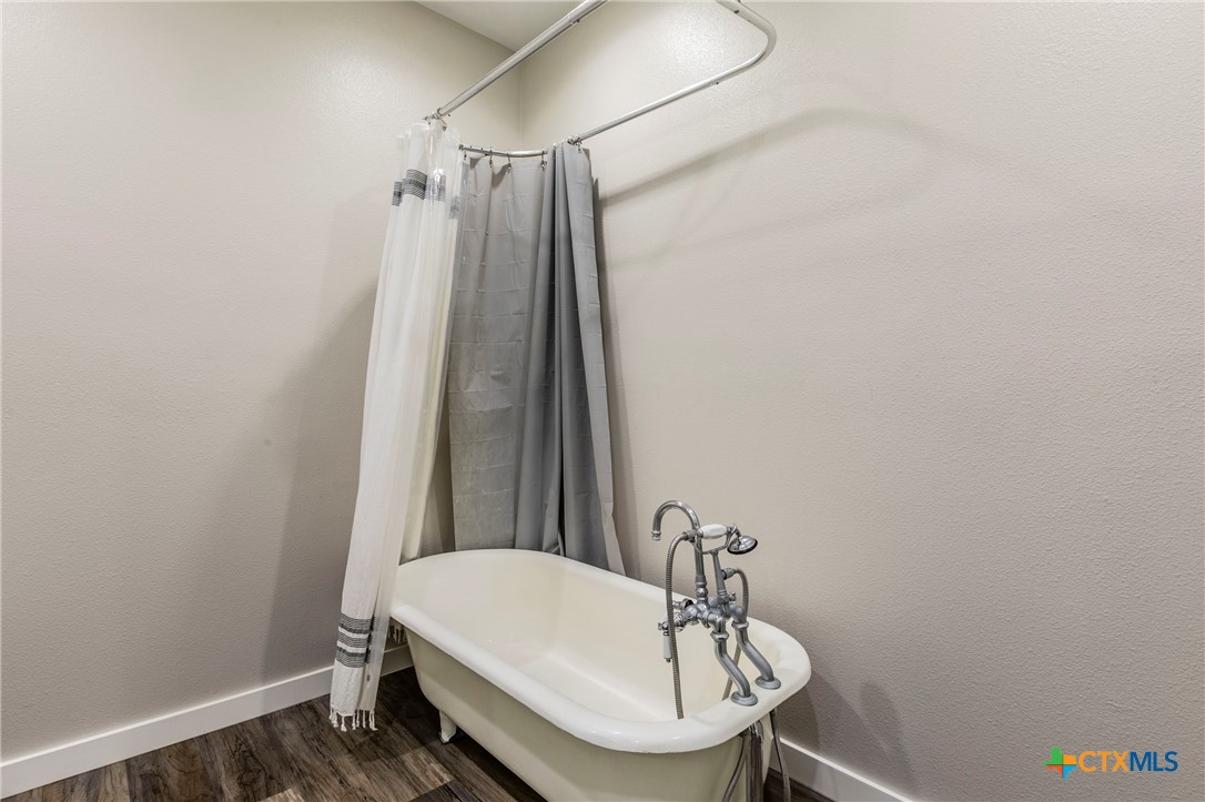 14380 Spotted Horse Lane Property Photo 13