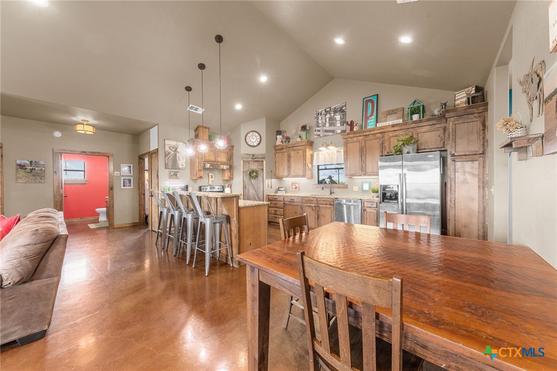 13710 Cathey Creek Road Property Photo 7