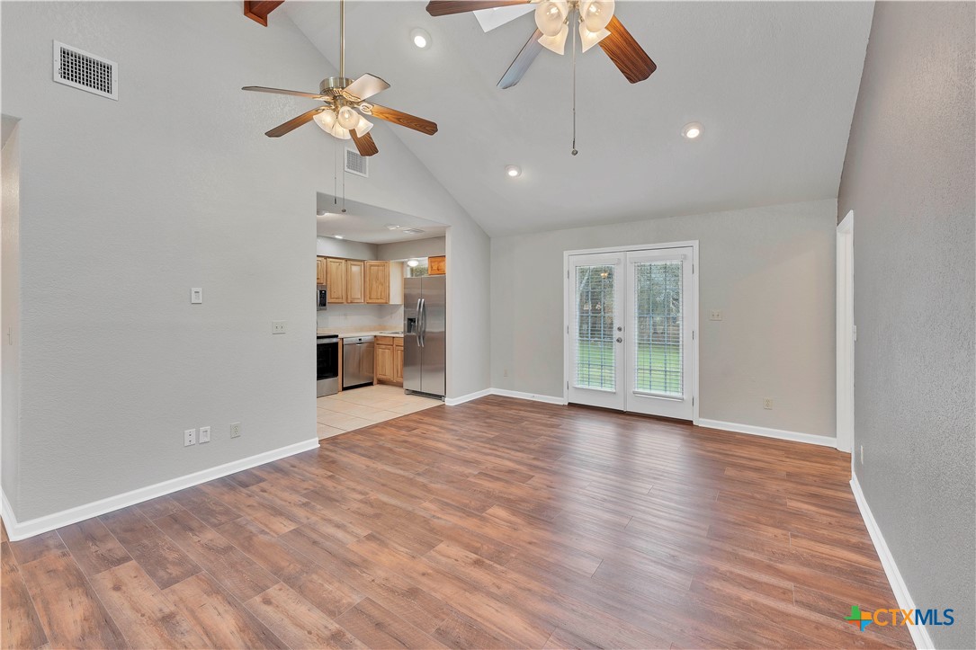 1848 Lakeview Drive Property Photo 7