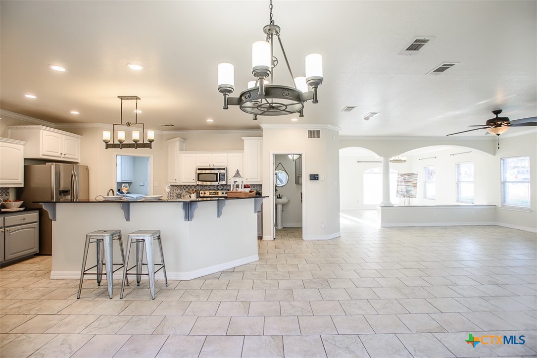 3938 Bella Vista Loop Property Photo 11