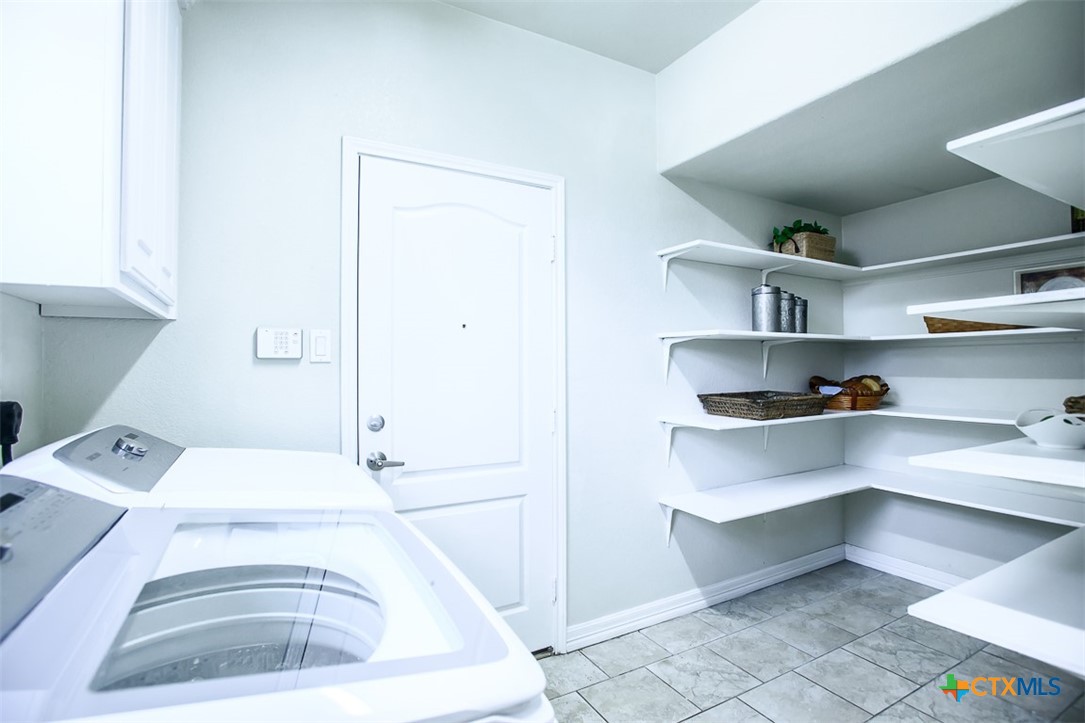 3938 Bella Vista Loop Property Photo 19