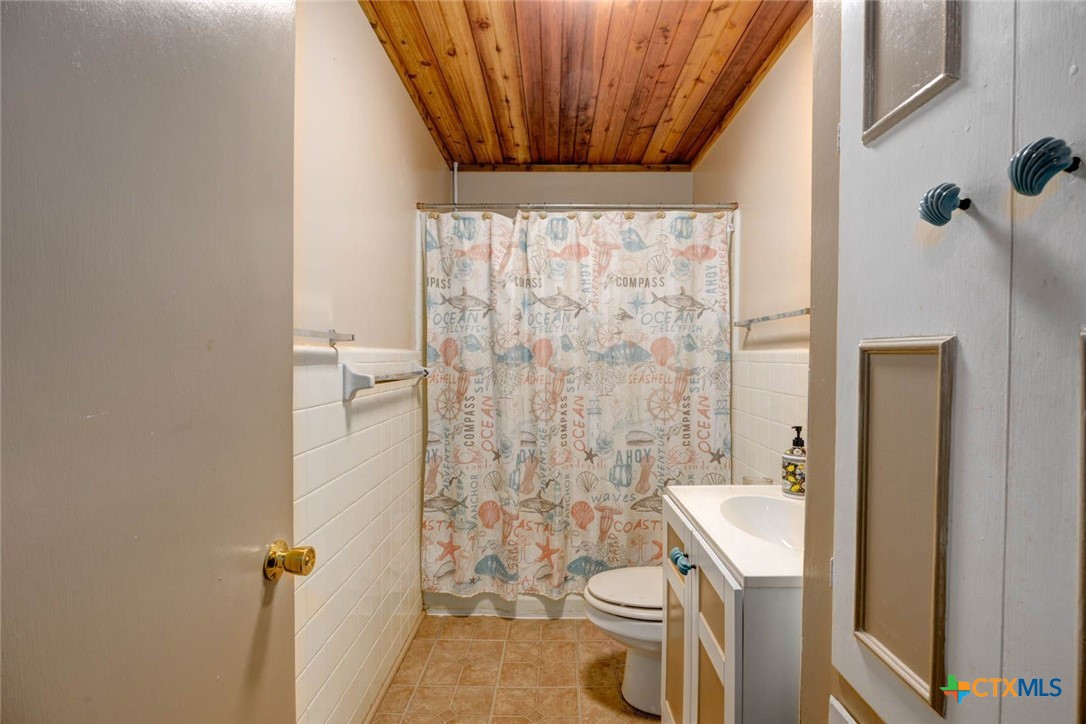 713 N Kossuth Street Property Photo 14