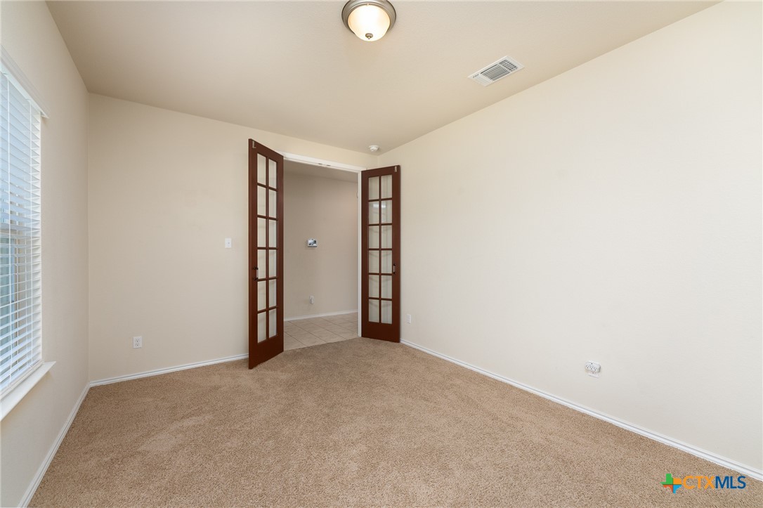 5900 Amelia Earhart Boulevard Property Photo 7