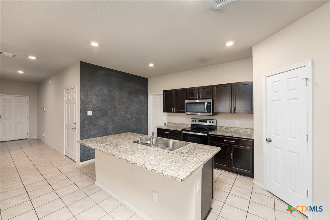 5900 Amelia Earhart Boulevard Property Photo 15