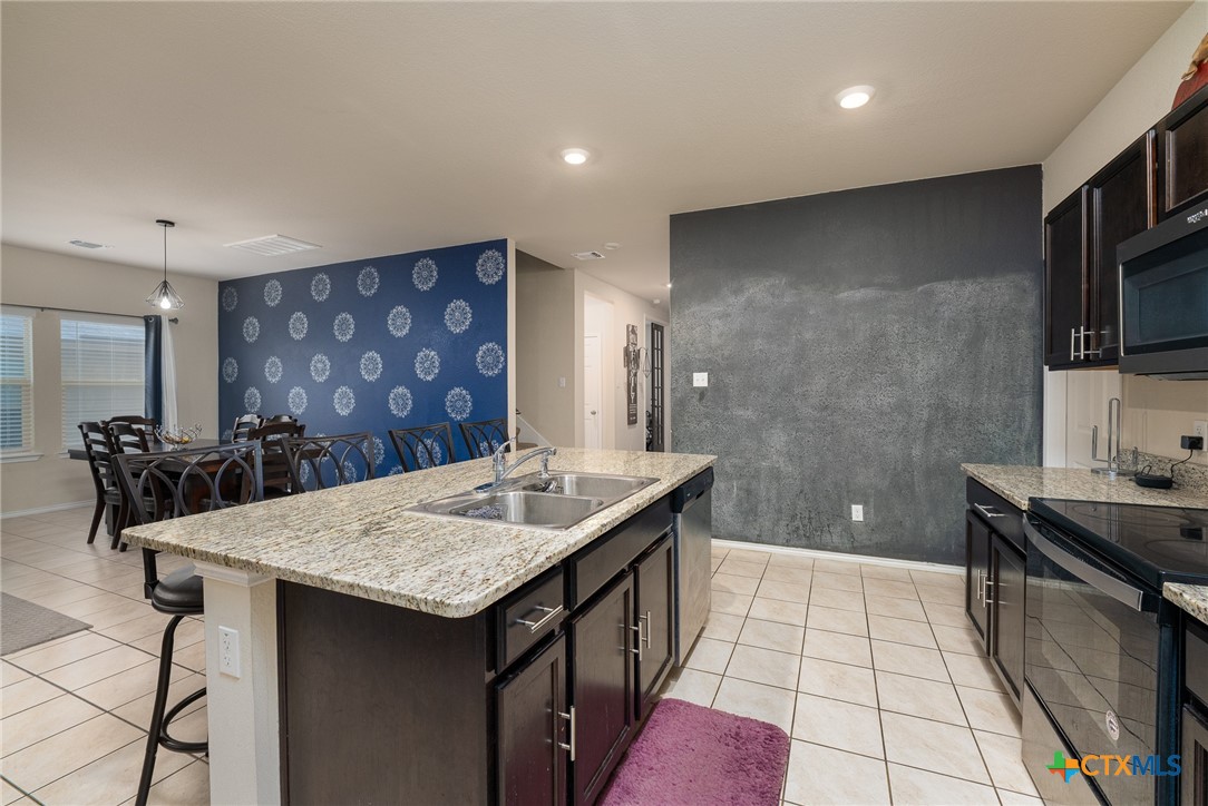 5900 Amelia Earhart Boulevard Property Photo 17