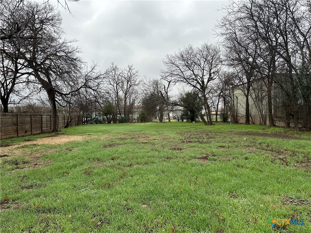 111 W Avenue B Property Photo 3