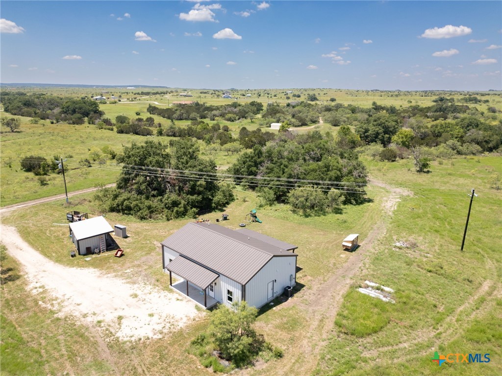 498 County Road 2337 Property Photo