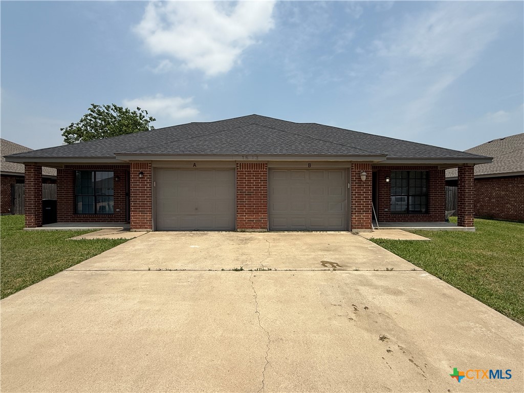 1513 Nicholas Circle Property Photo