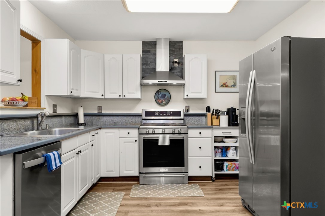 1143 Dawnridge Drive Property Photo 8