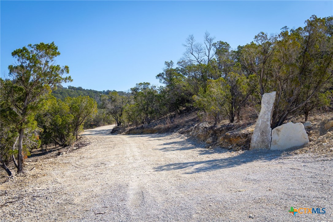 837 Crystal Peak Drive Property Photo 25