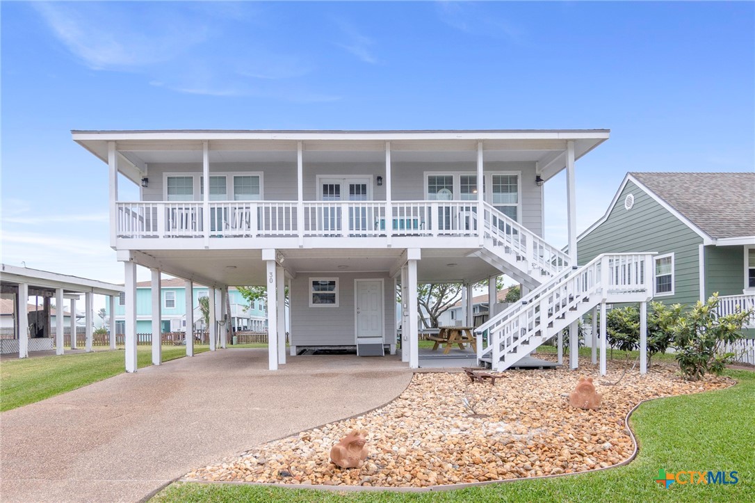 30 Nassau Drive Property Photo